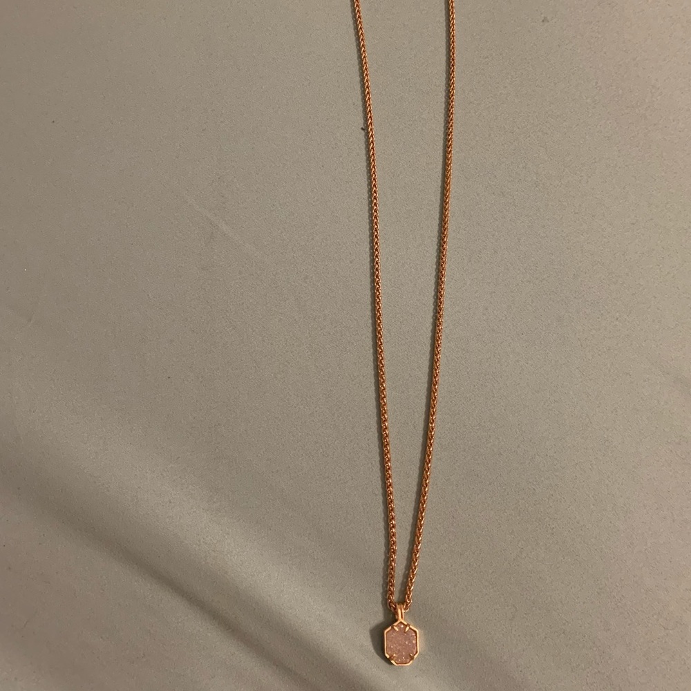 Long Kendra Scott necklace